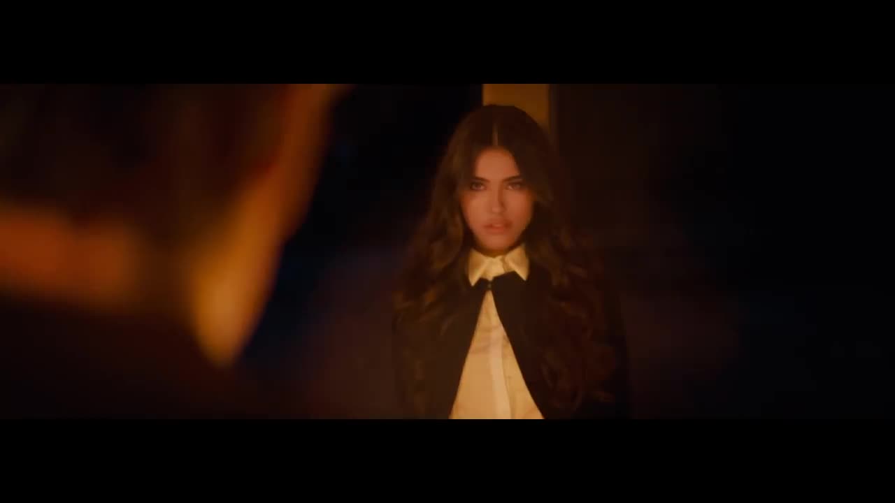 Madison Beer - Hurts Like Hell
