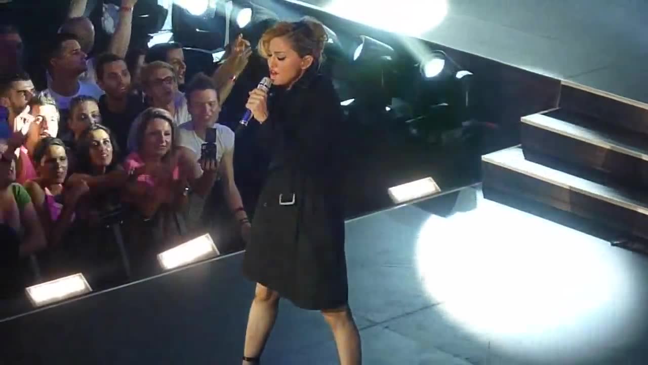 Madonna - Beautiful Killer