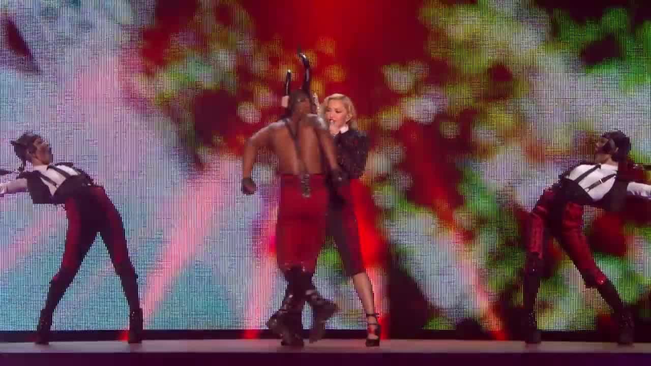 Madonna - Living for Love