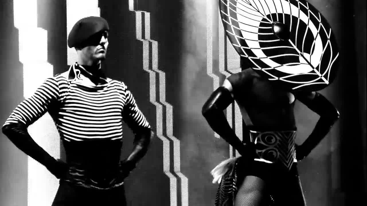 Madonna - Vogue