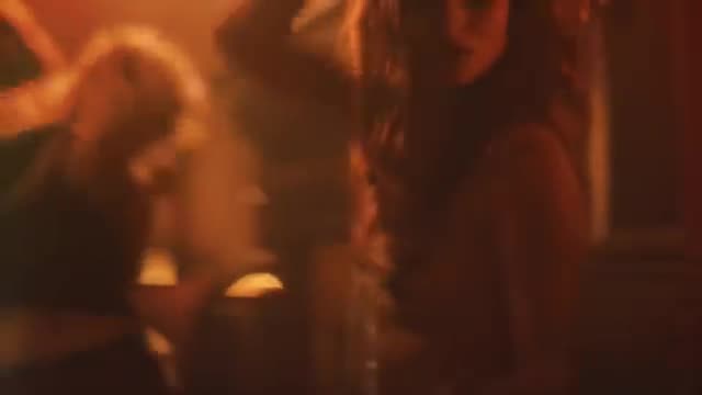 Maroon 5 - Give a Little More