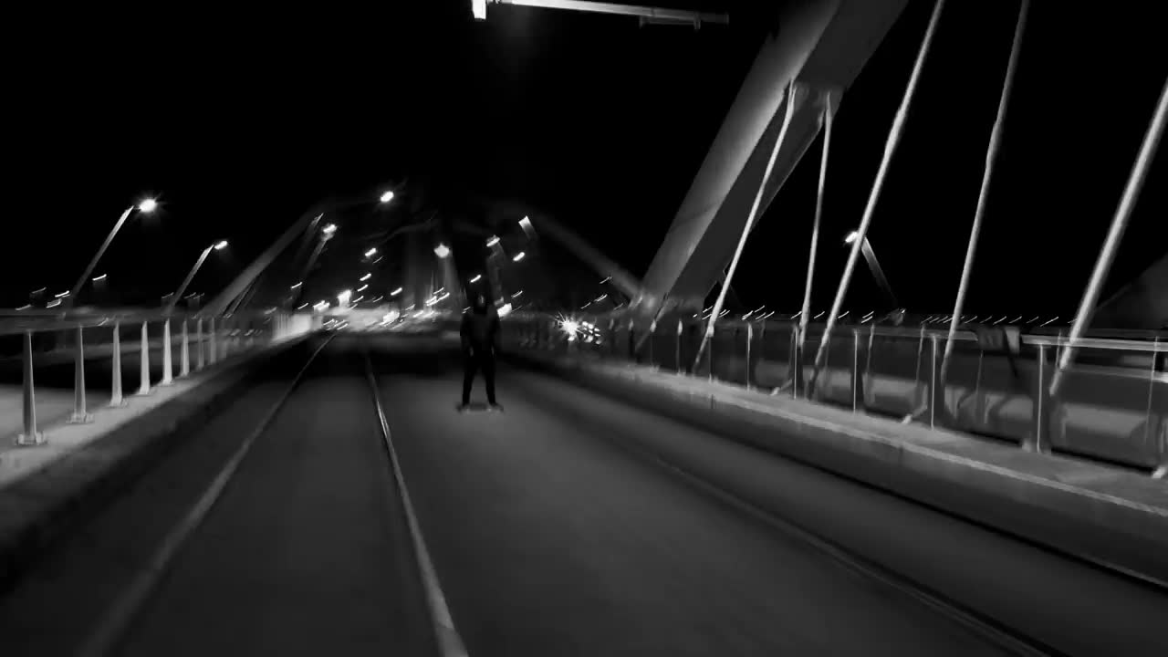 Martin Garrix - Glitch