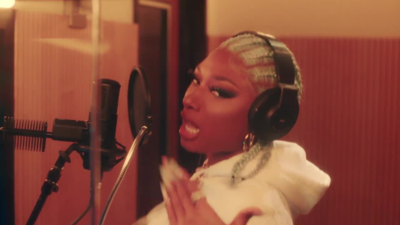 Megan Thee Stallion - Captain Hook