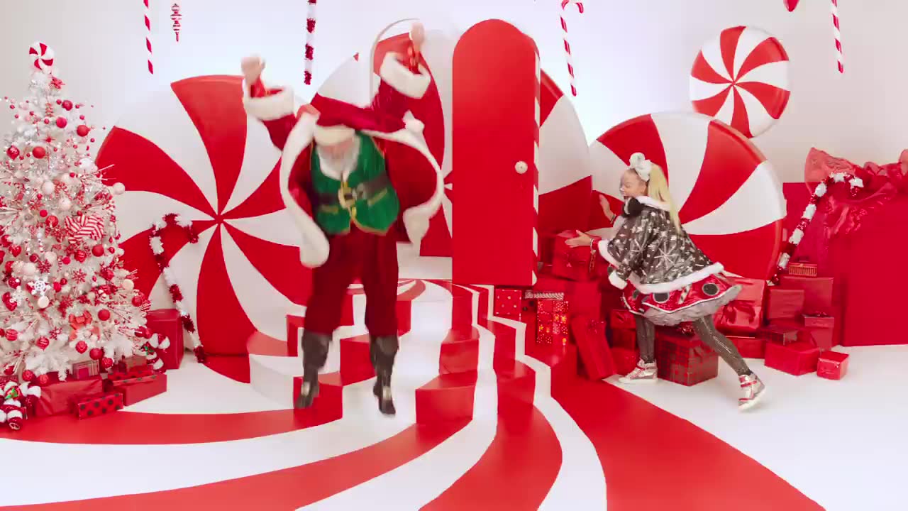Meghan Trainor - I Believe in Santa