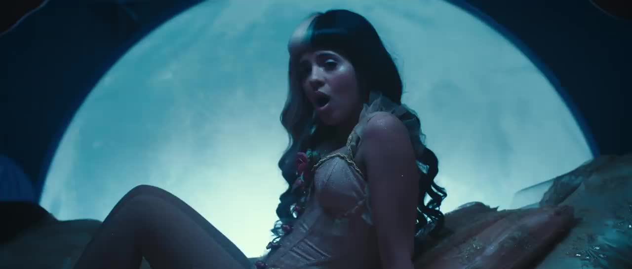 Melanie Martinez - High School Sweethearts