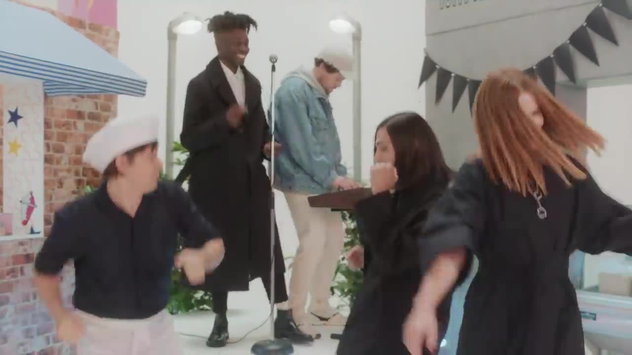 Metronomy - Salted Caramel Ice Cream