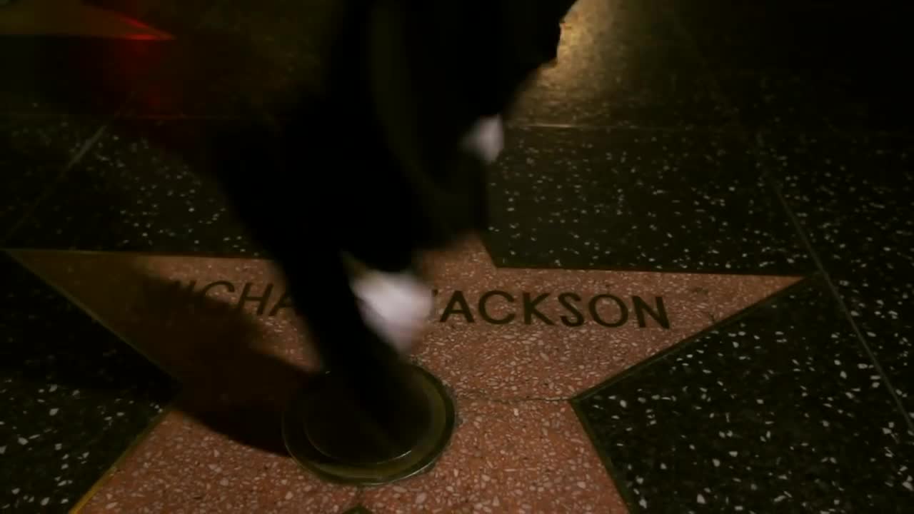 Michael Jackson - Hollywood Tonight