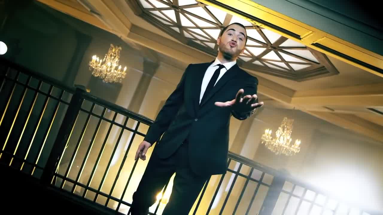 Mike Posner - Bow Chicka Wow Wow
