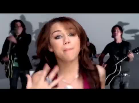 Miley Cyrus - 7 Things