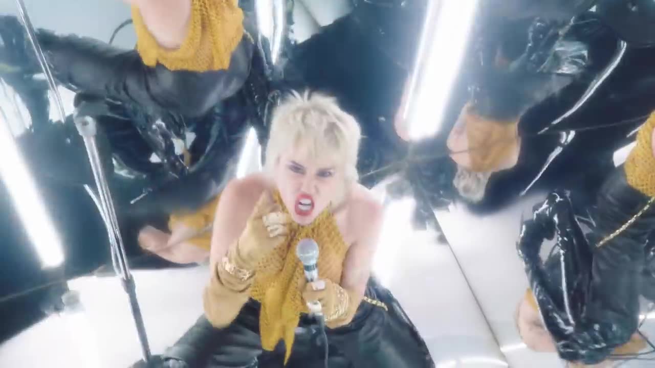Miley Cyrus - Midnight Sky