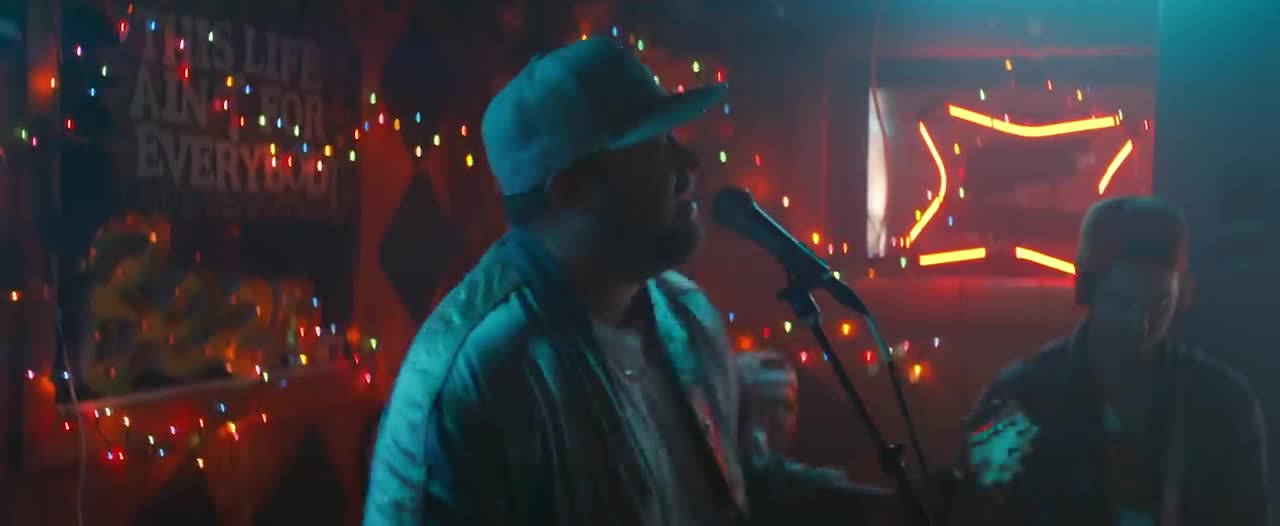 Mitchell Tenpenny - At the End of a Bar