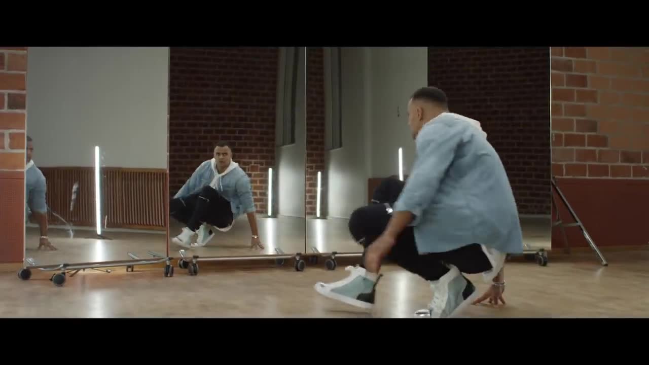 Mohombi - Hello