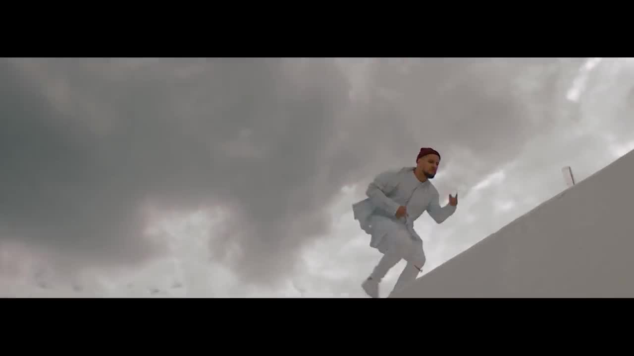MONATIK - Кружит