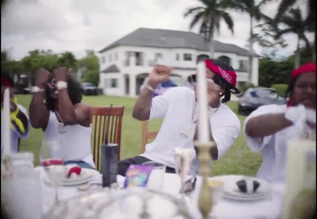 Moneybagg Yo - Motion God