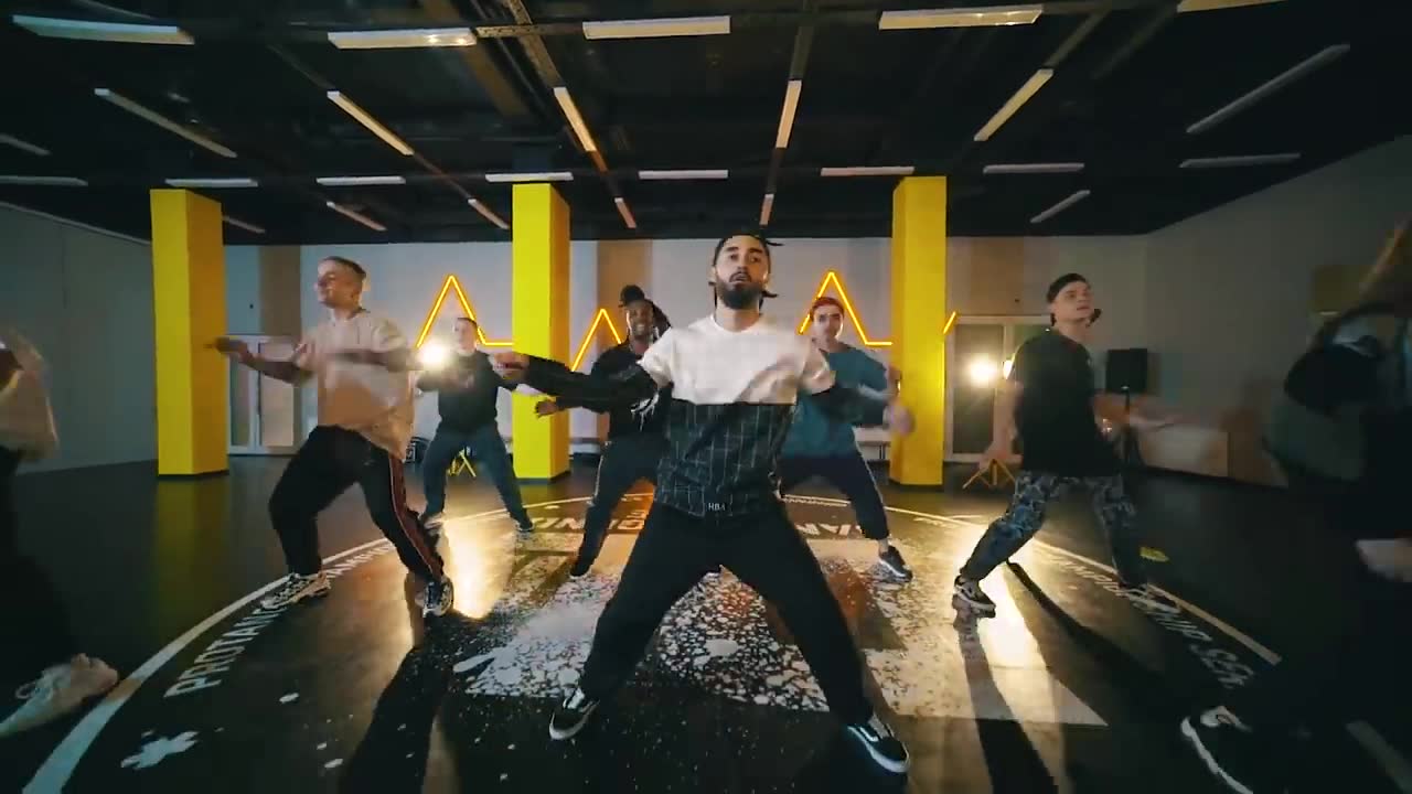Мот - Как к себе домой (LA LA LA LA)