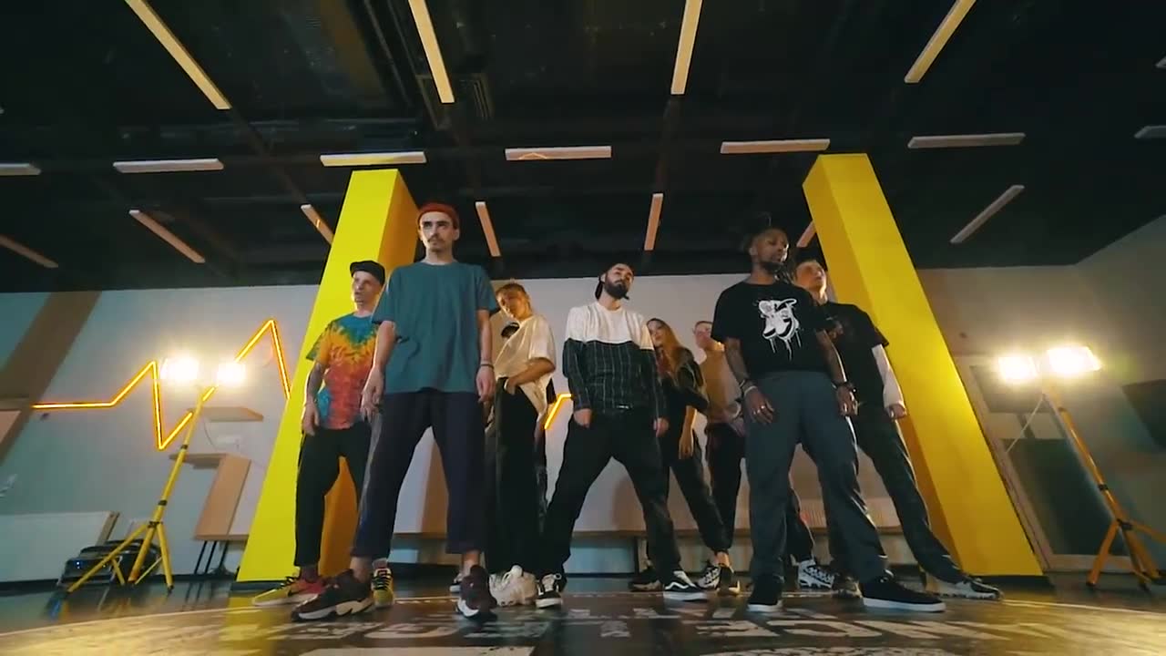 Мот - Как к себе домой (LA LA LA LA)