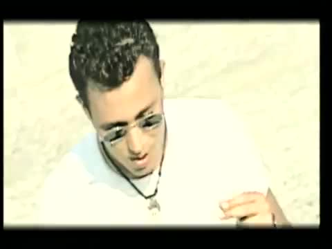 Mustafa Sandal - Bu Kız Beni Görmeli