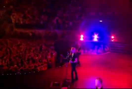 Nickelback - Burn It to the Ground