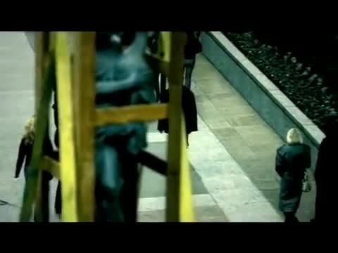 Nickelback - Savin’ Me