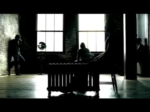 Nickelback - Savin’ Me