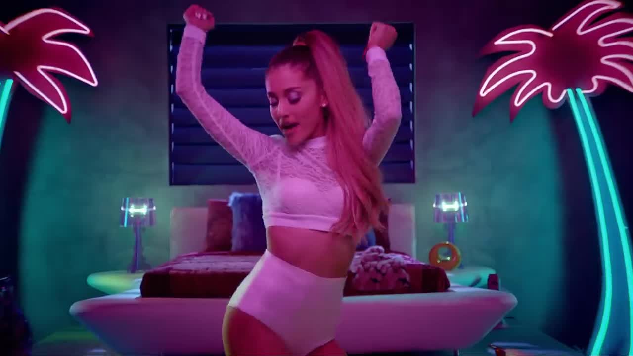 Nicki Minaj - Bang Bang