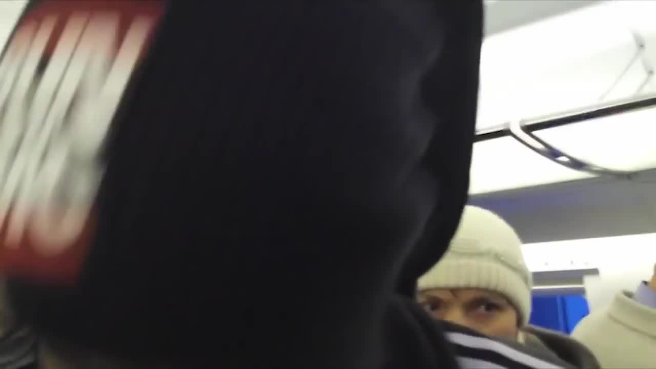 Noize MC - Фристайл в поезде