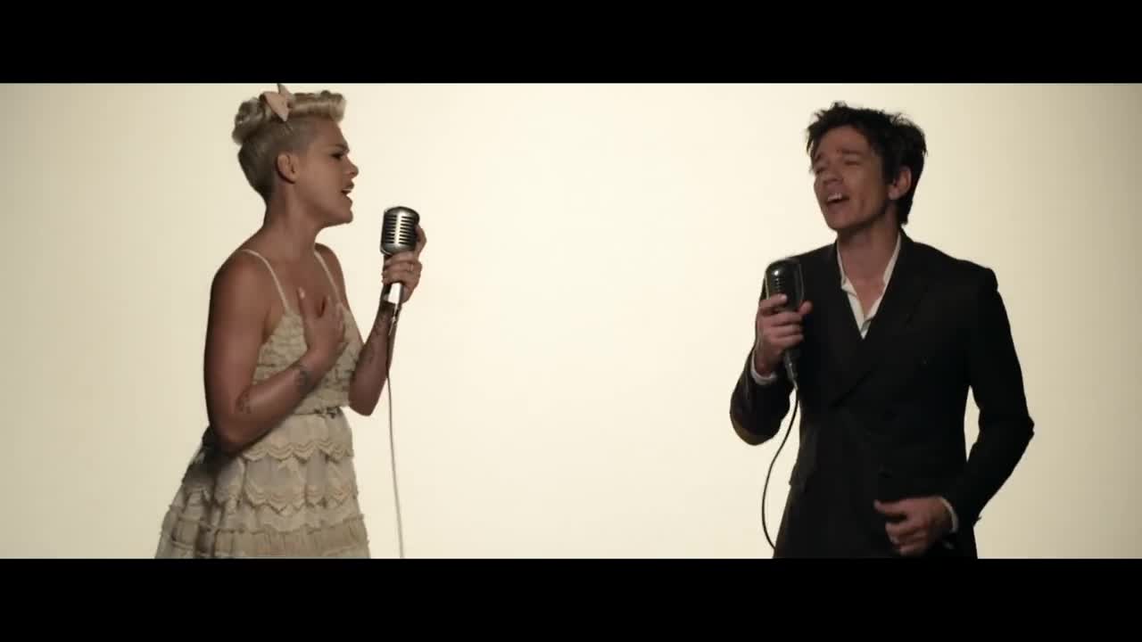 P!nk - Just Give Me a Reason