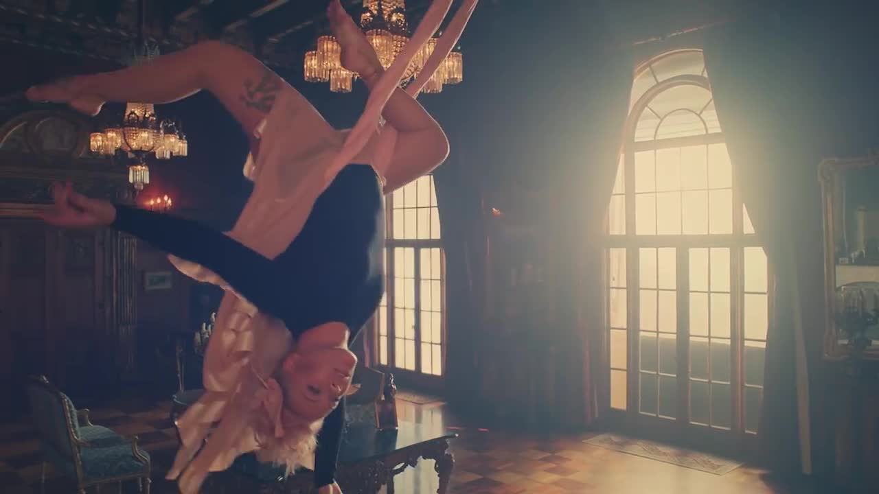 P!nk - Just Like Fire
