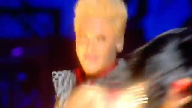 P!nk - Stupid Girls