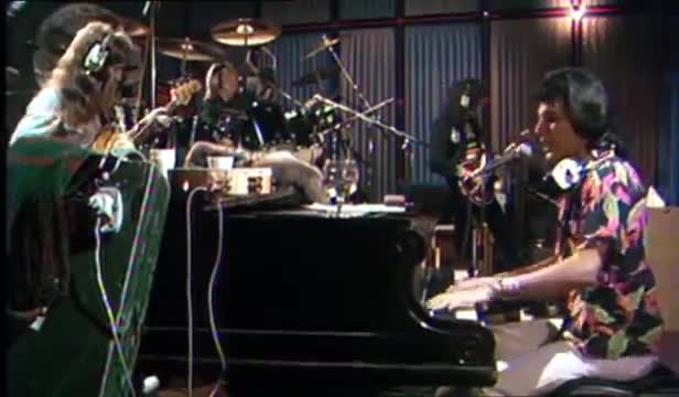 Queen - Somebody to Love