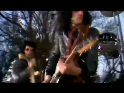 Queen - We Will Rock You