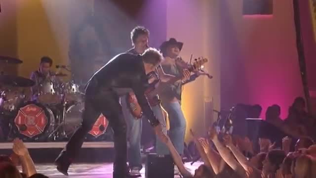 Rascal Flatts - Fast Cars and Freedom