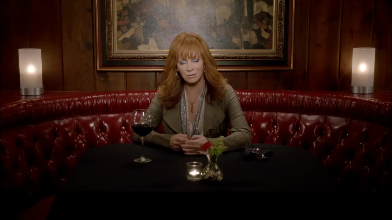 Reba McEntire - Somebody's Chelsea