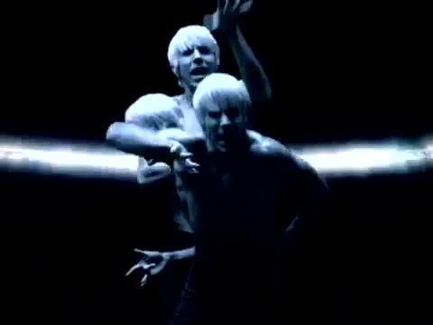 Red Hot Chili Peppers - Around the World