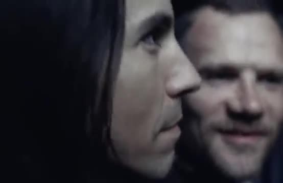 Red Hot Chili Peppers - Desecration Smile