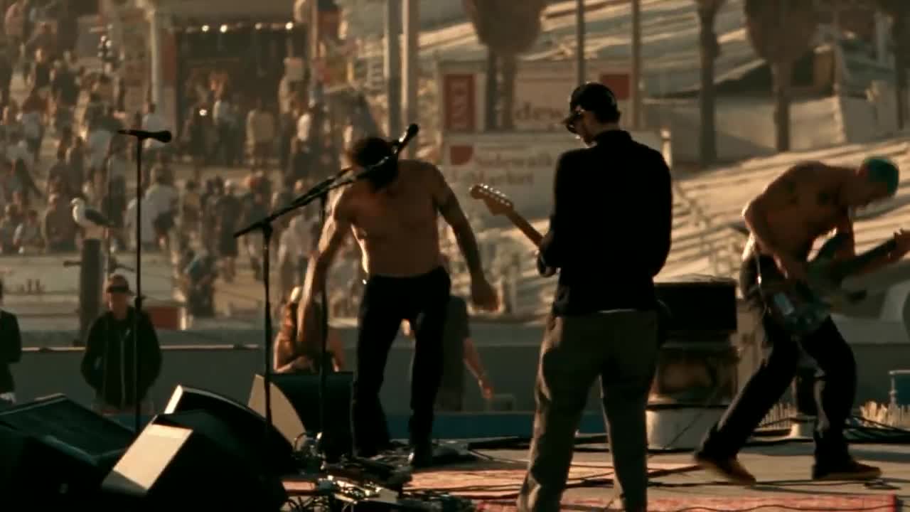Red Hot Chili Peppers - The Adventures of Rain Dance Maggie