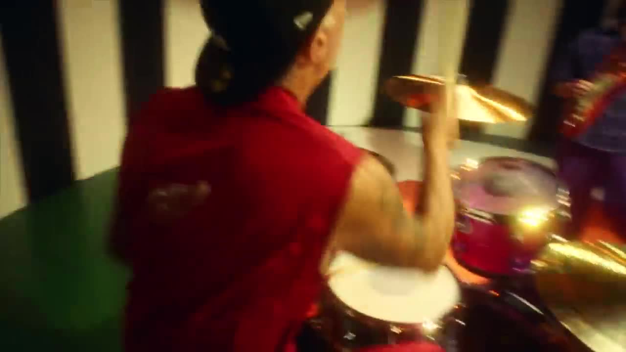 Red Hot Chili Peppers - Tippa My Tongue