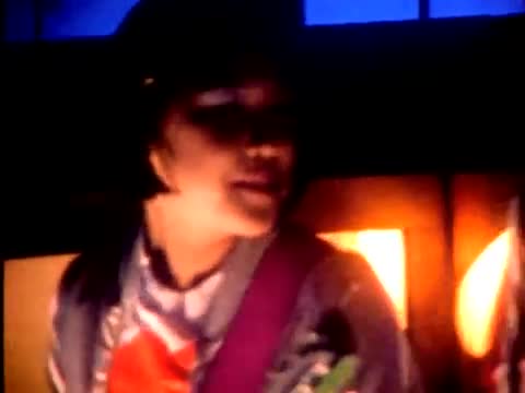 R.E.M. - Crush With Eyeliner
