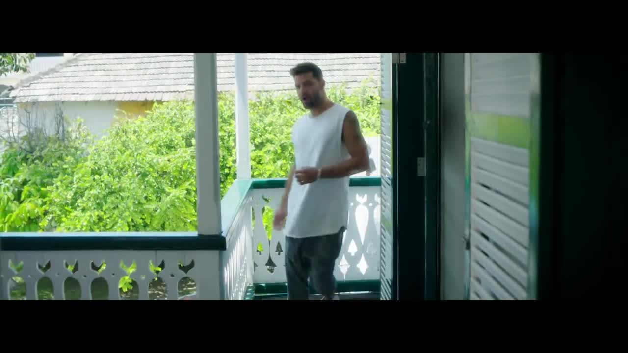 Ricky Martin - La mordidita