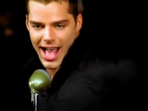 Ricky Martin - Livin' La Vida Loca