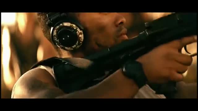 Rihanna - Hard