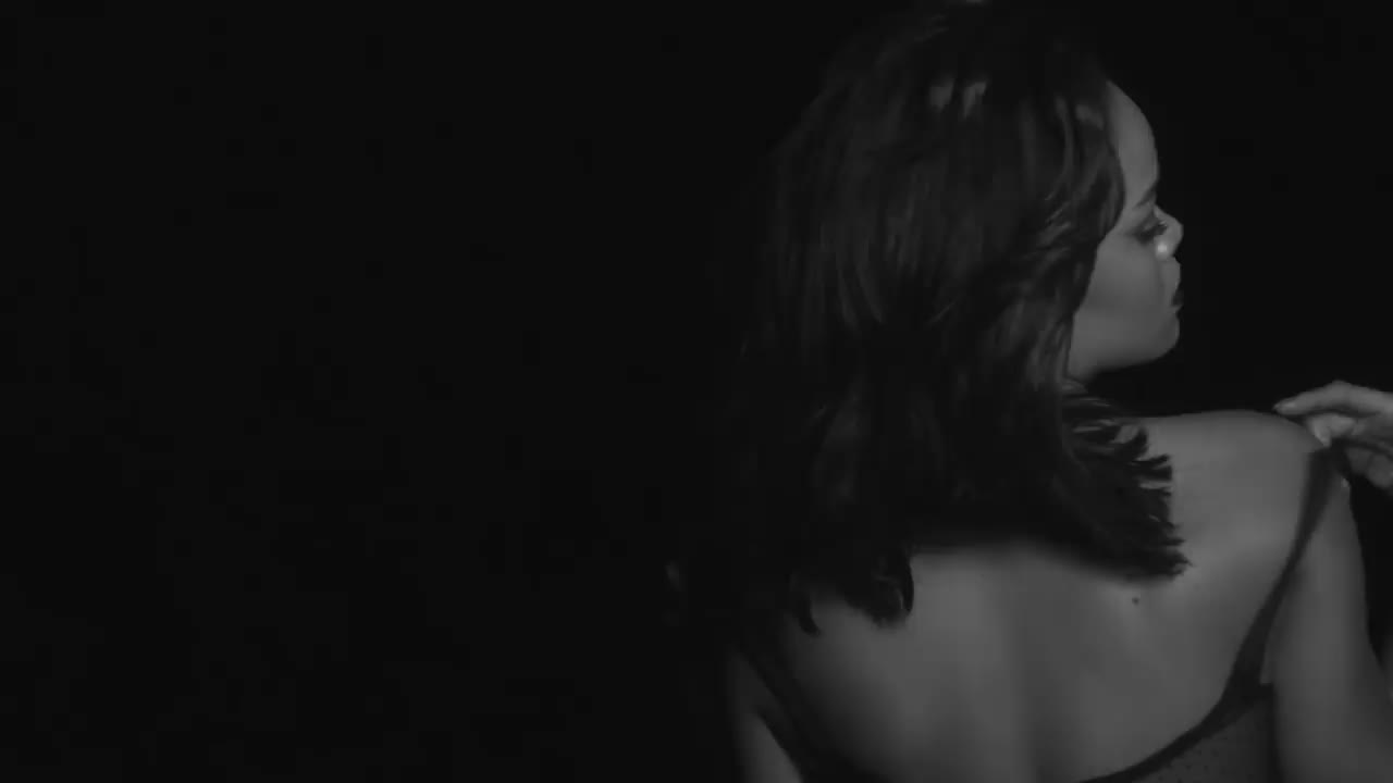 Rihanna - Kiss It Better