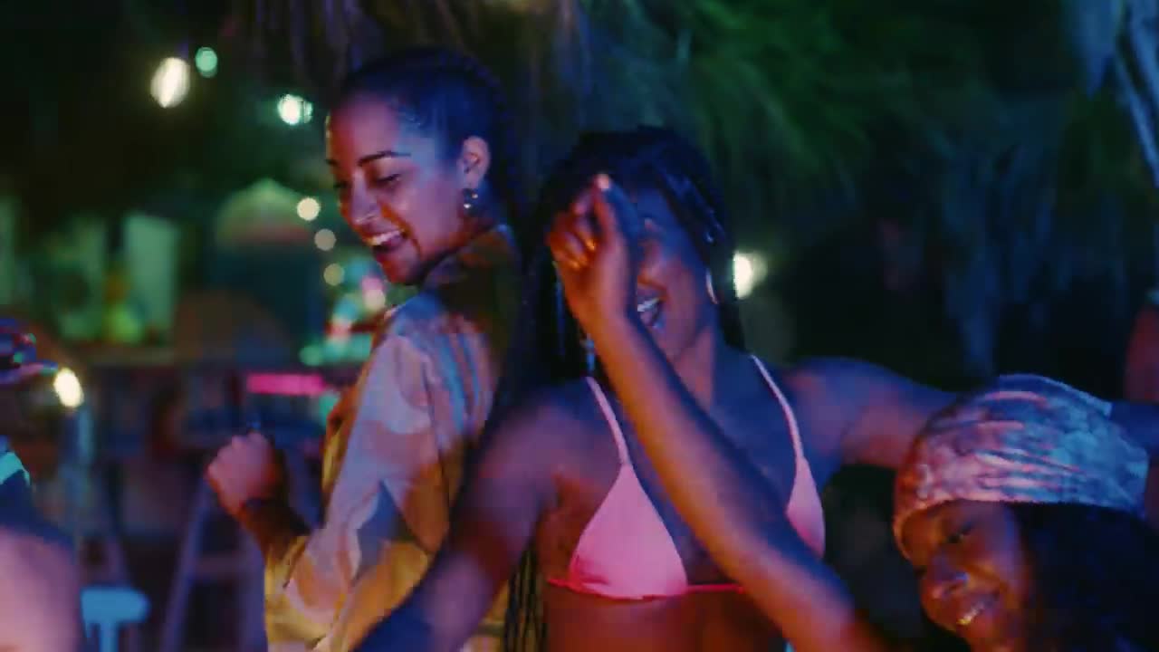 Rita Ora - Seaside