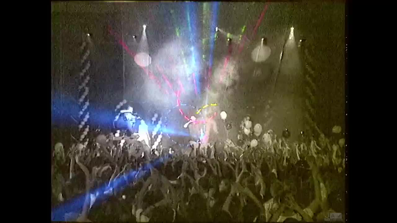 Руки вверх! - Чужие губы