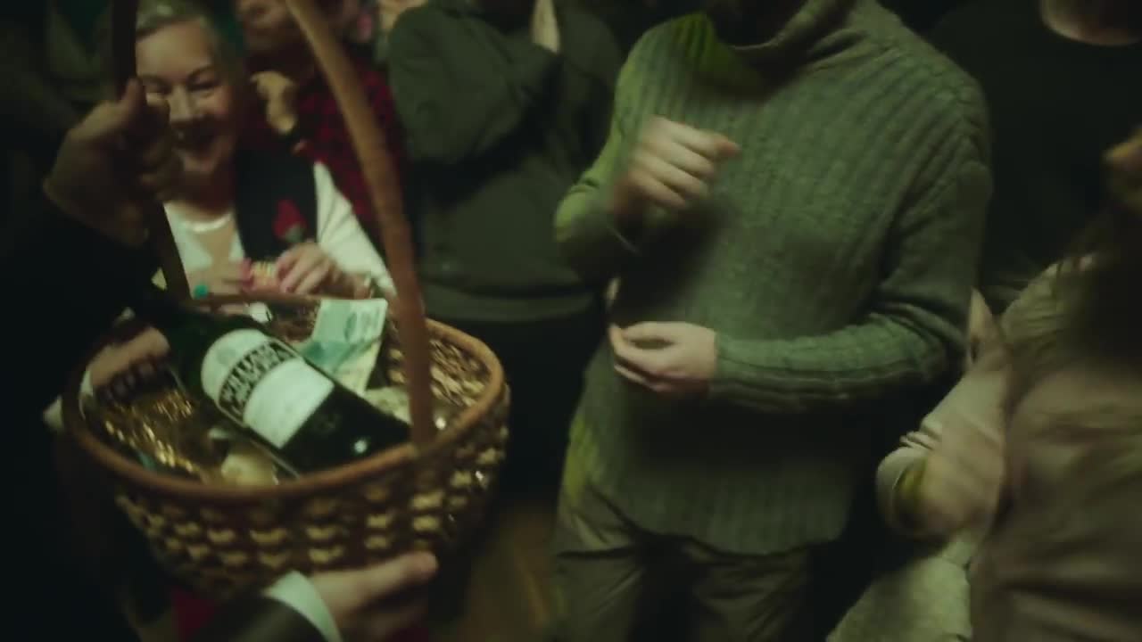 Руки вверх! - Слэмятся пацаны