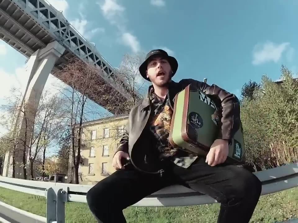Russian Village Boys - Cyka
