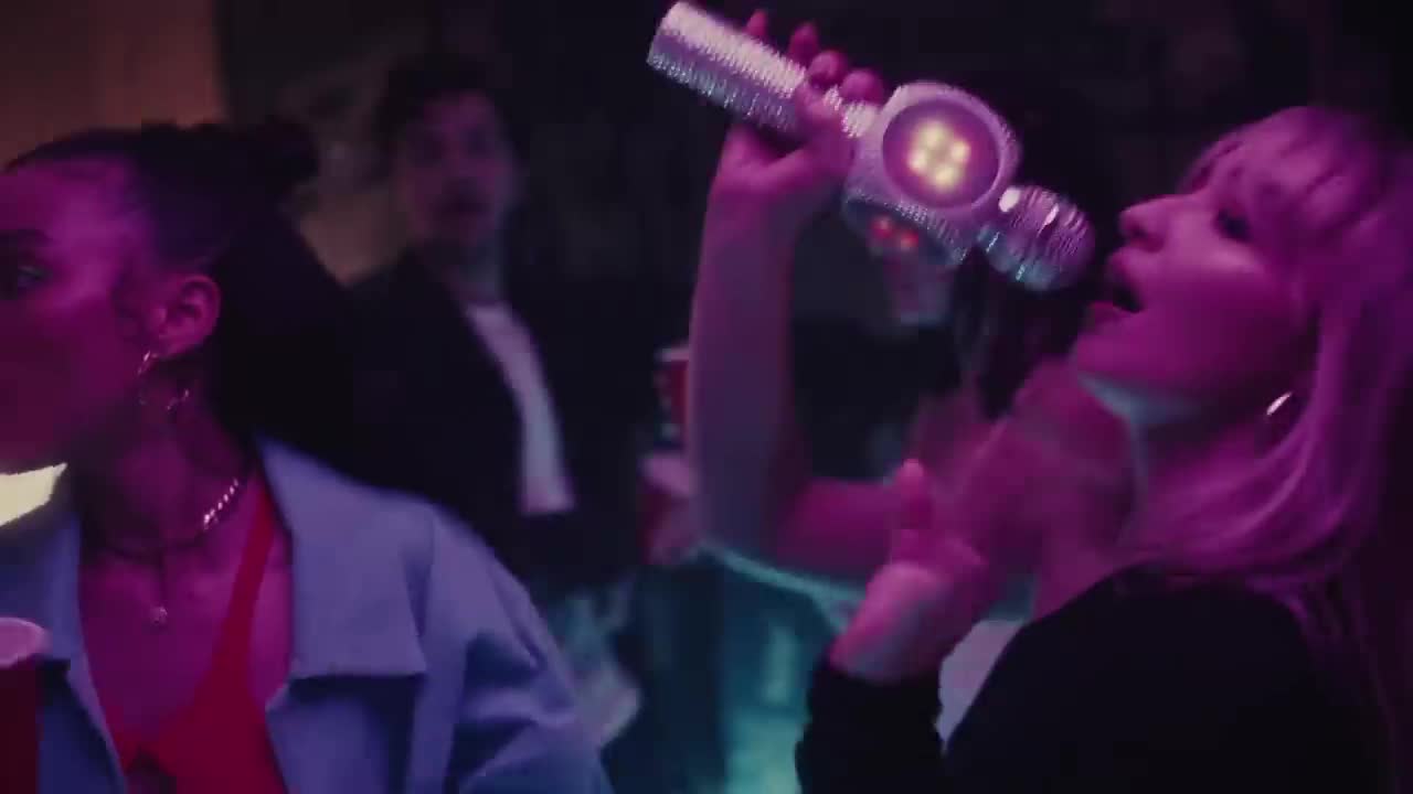 Sabrina Carpenter - Nonsense