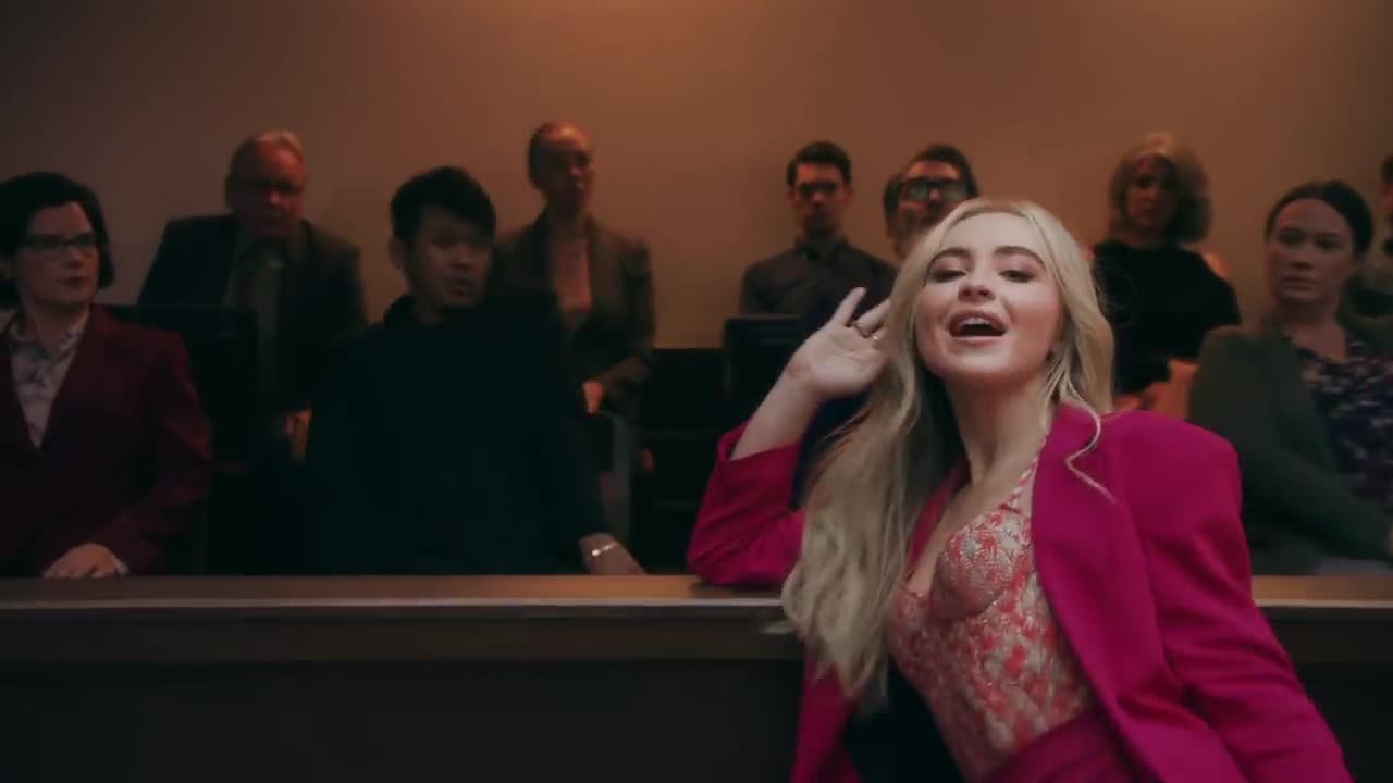 Sabrina Carpenter - Sue Me