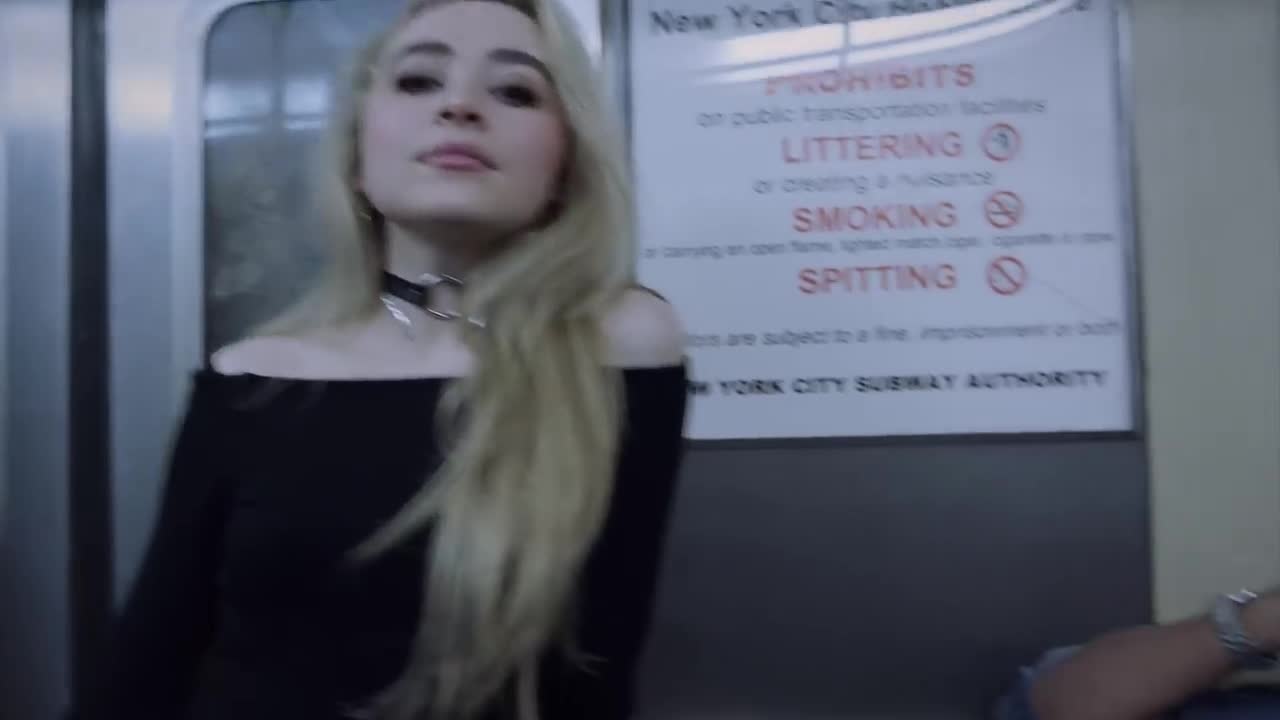 Sabrina Carpenter - Thumbs