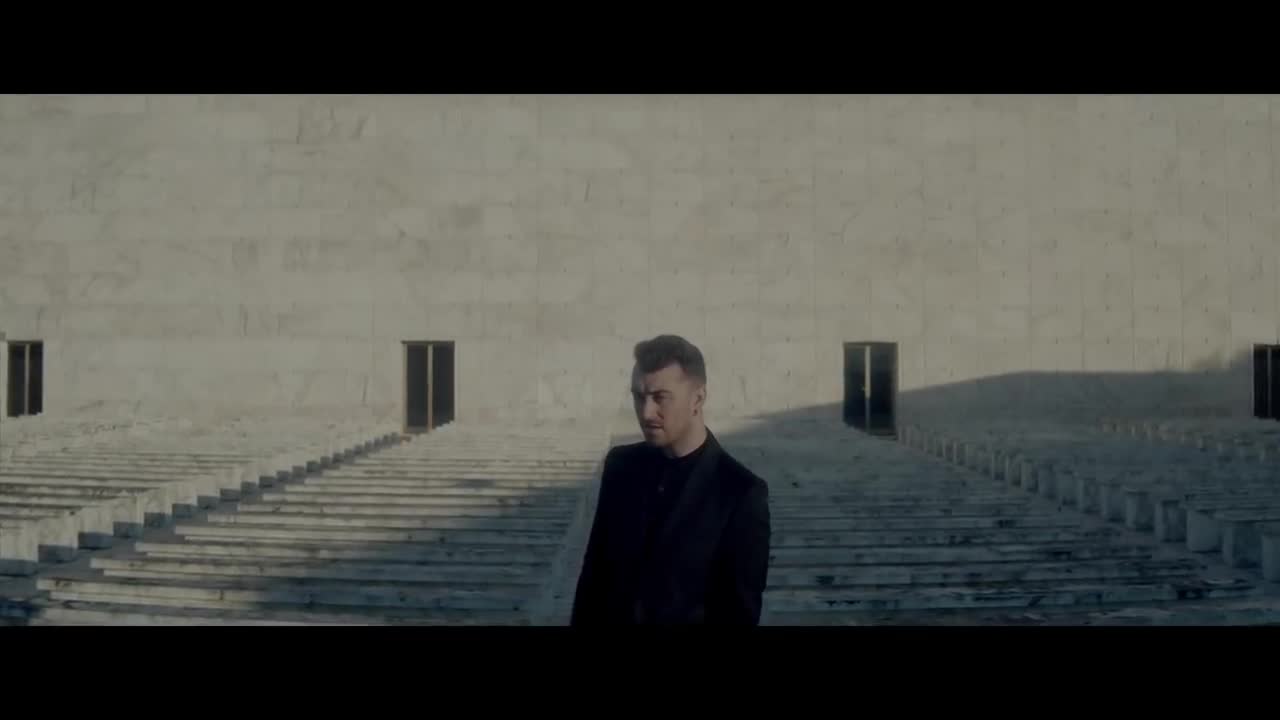 Sam Smith - Writing’s on the Wall